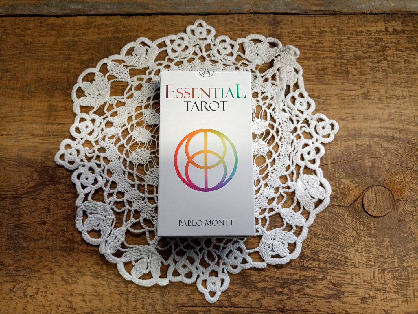 Essential Tarot -tarotpakka
