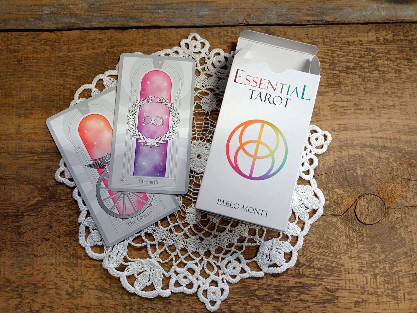 Essential Tarot -tarotpakka
