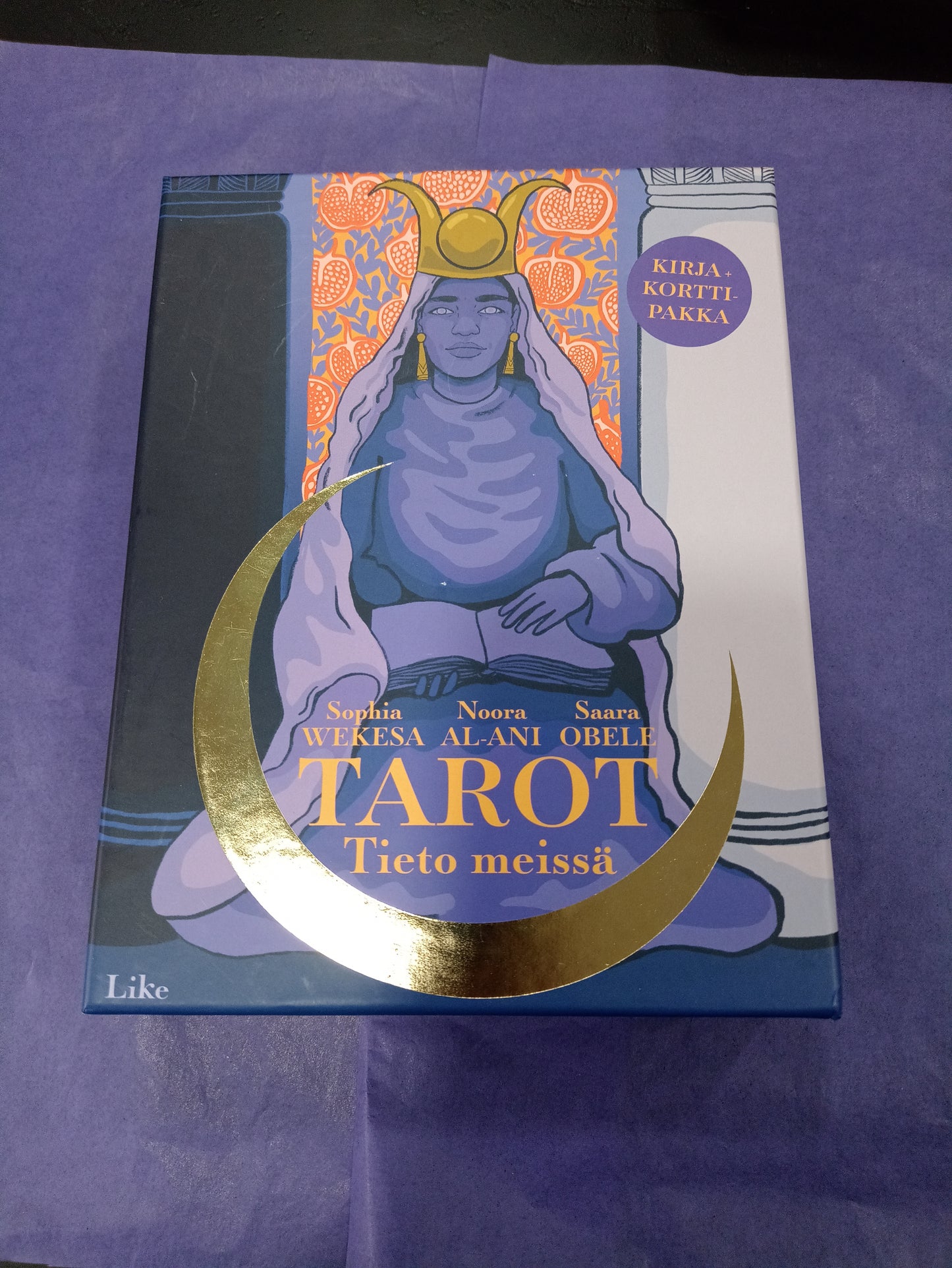 *SECONDHAND* Tarot - Tieto meissä